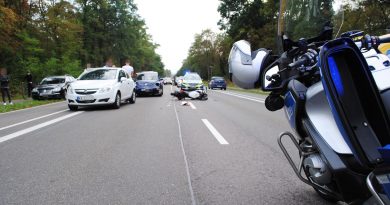Karlsruhe: Motorradfahrer beim Unfall am Konrad-Adenauer-Ring schwer verletzt – 26.09.2016