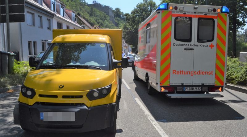 Vollsperrung der Enzstraße in Mühlacker nach Verkehrsunfall mit 5 Fahrzeugen